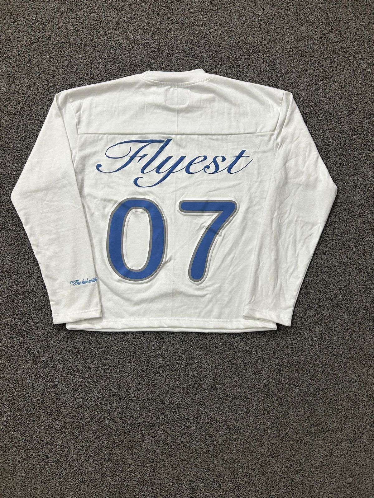 "flyest" longsleeve white