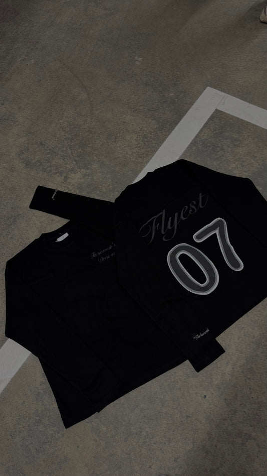 "flyest" longsleeve black