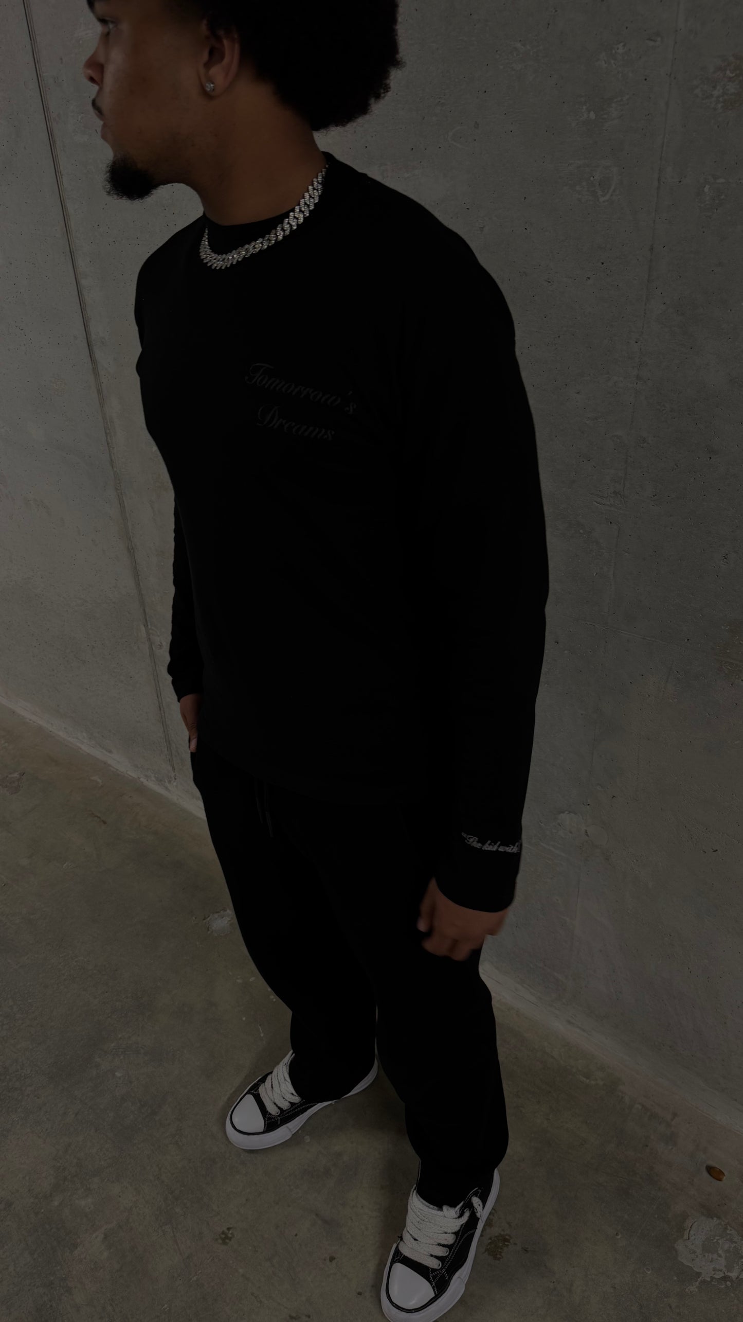 "flyest" longsleeve black