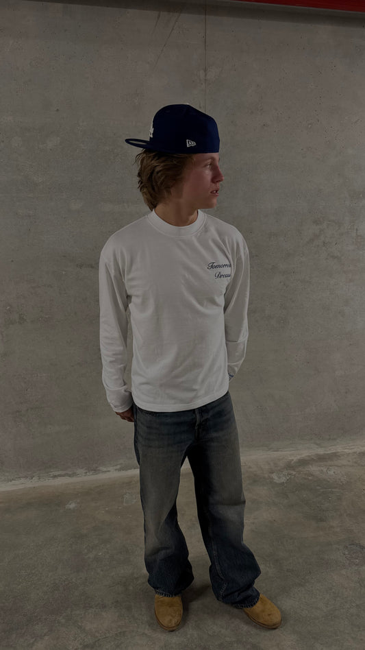 "flyest" longsleeve white